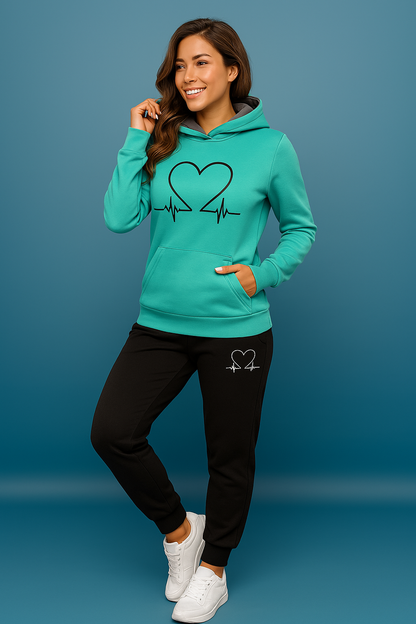 Luźny komplet dresowy z nadrukiem serca dla kobiet