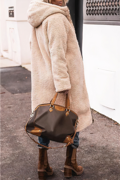 Długi Zimowy Płaszcz Pikowany z Kapturem Sherpa (Damski)