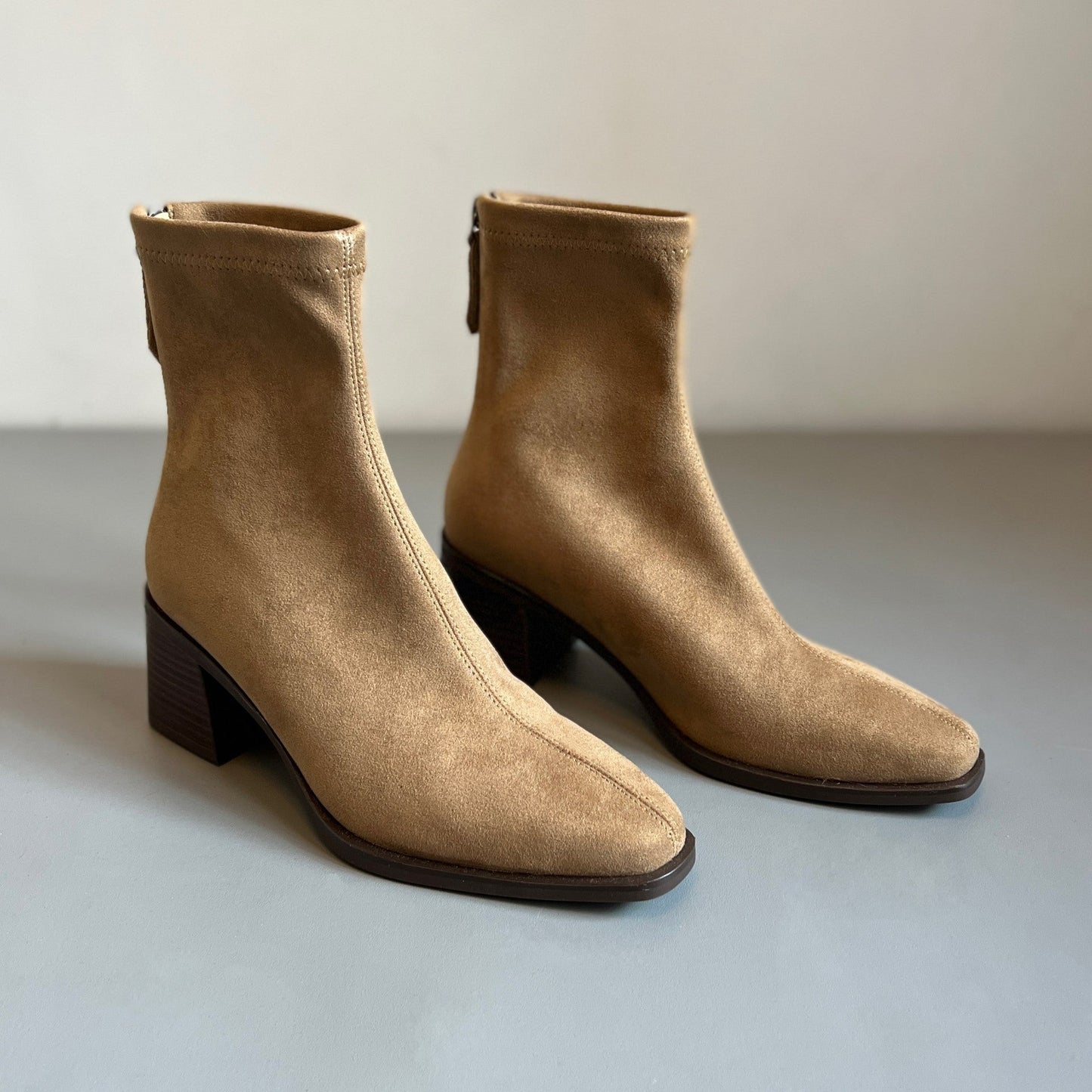 Zamszowe Zimowe Botki z Bocz­nym Zamkiem (Damskie)