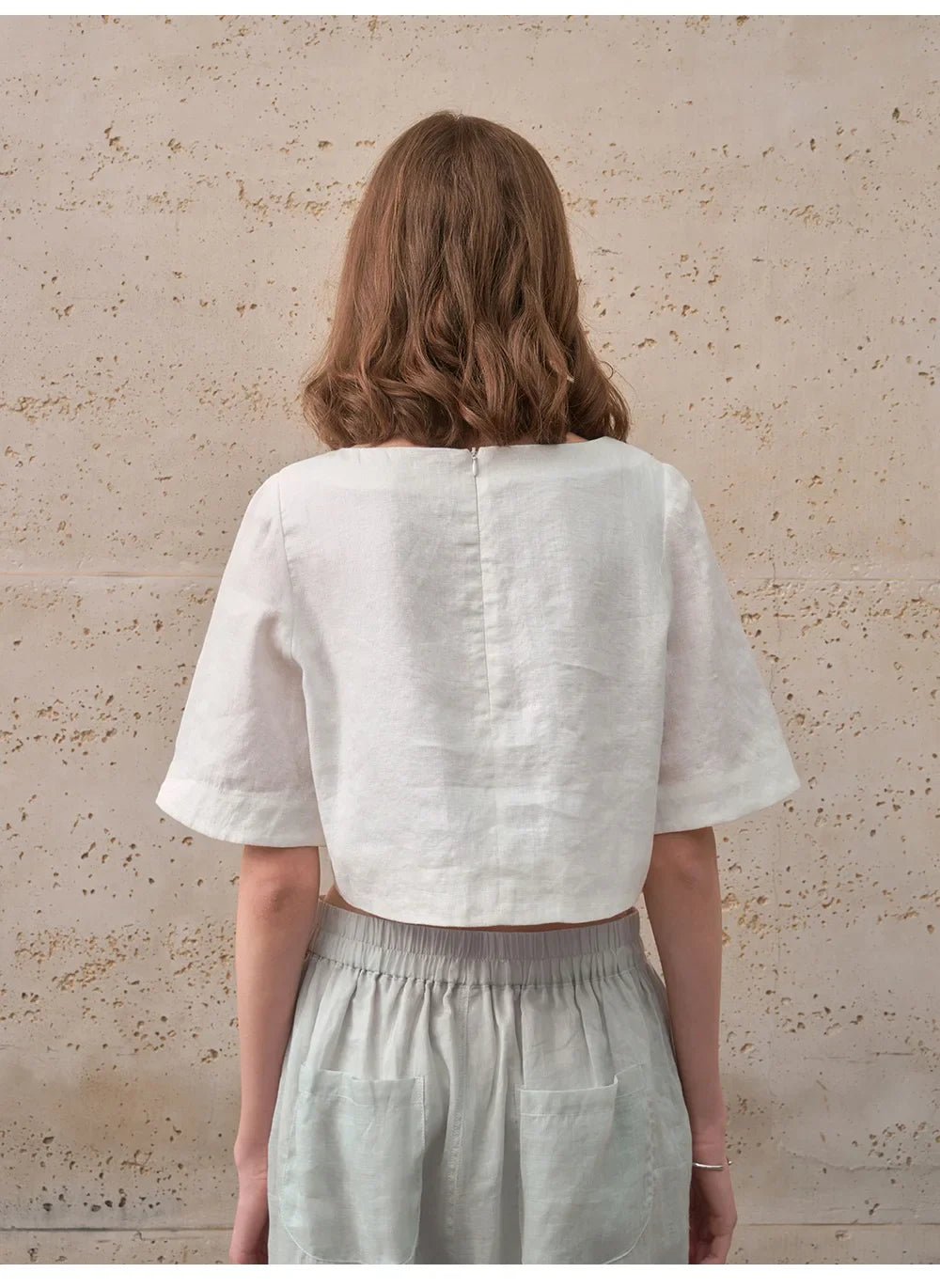 Damski Boxy Lniany Krótki Minimalistyczny Top