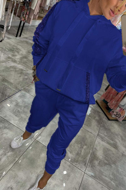 Ciepły Zimowy Zestaw Damski – Sweterek i Spodnie (Damski)