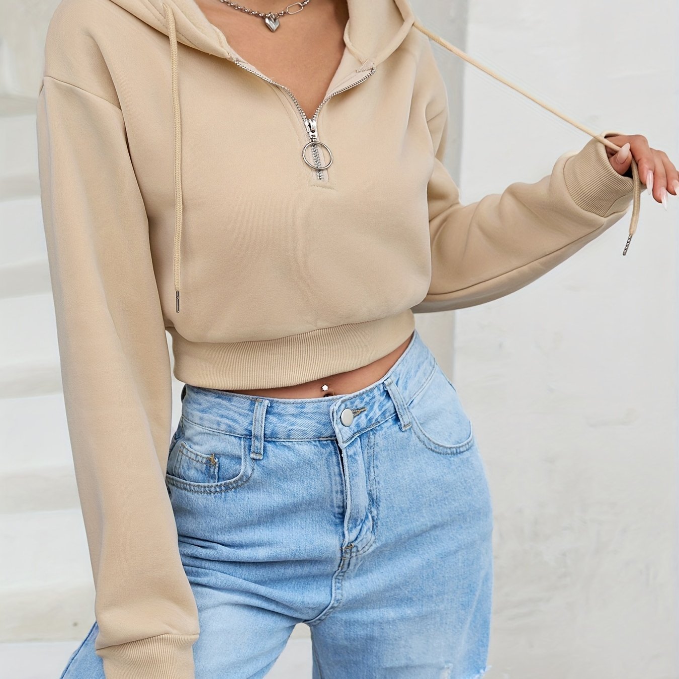 Krótka Bluza z Kapturem i Zamkiem (Damskie)