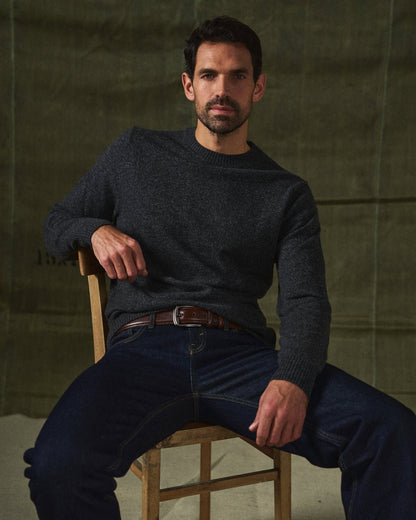 Męski Klasyczny Pasek Skórzany z Metalową Klamrą